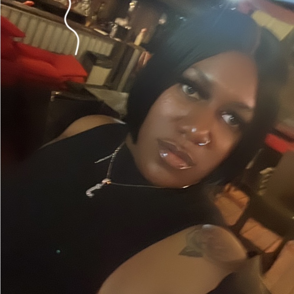 Meet your fellow Posher Jasmine